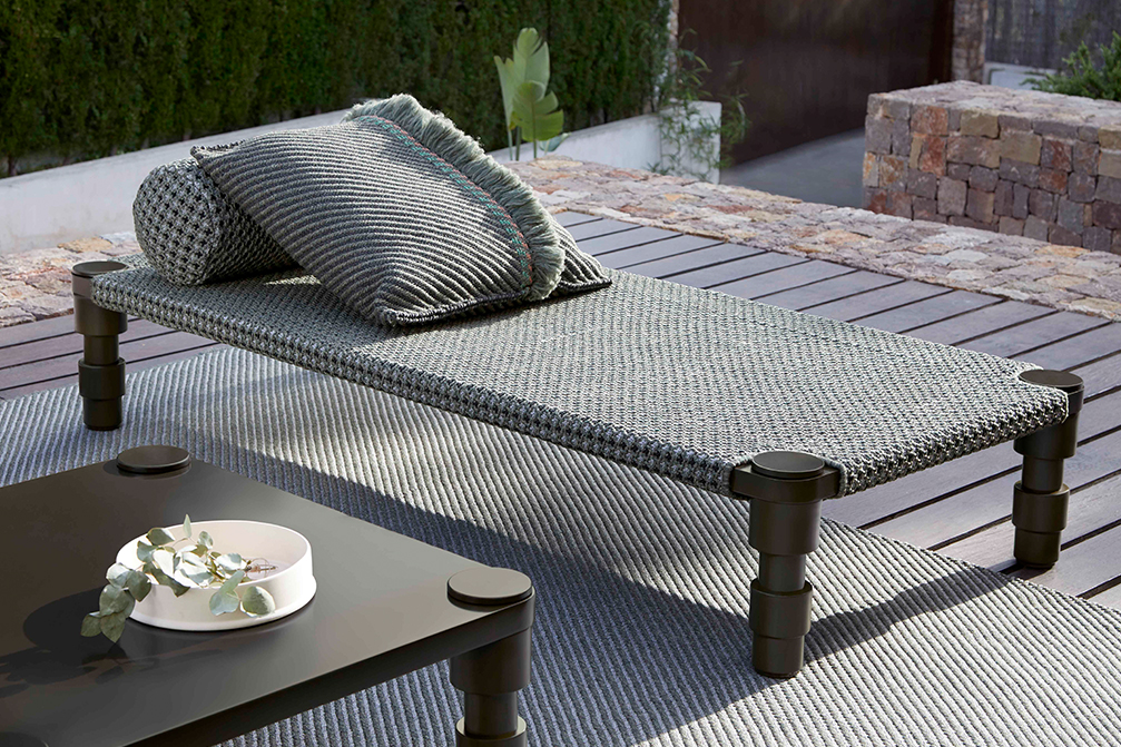 Gan Rugs Garden Layers Indian Bed Gofre Green